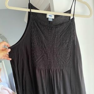 Old Navy black embroidered tank